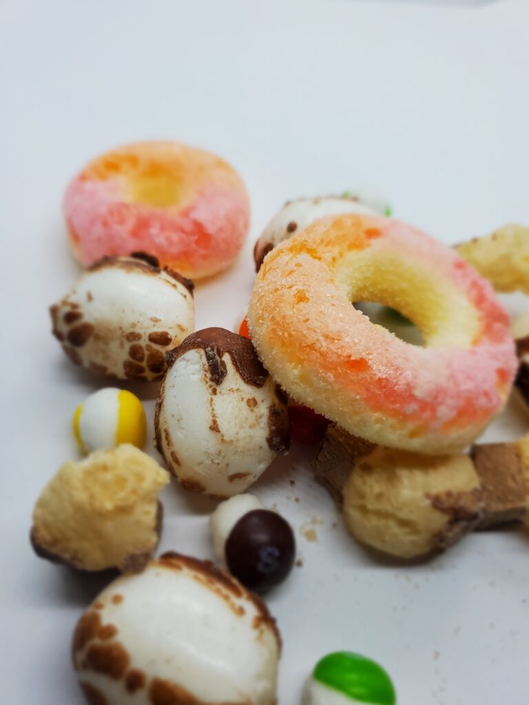 image of Satisfying snacks that are freeze-dried